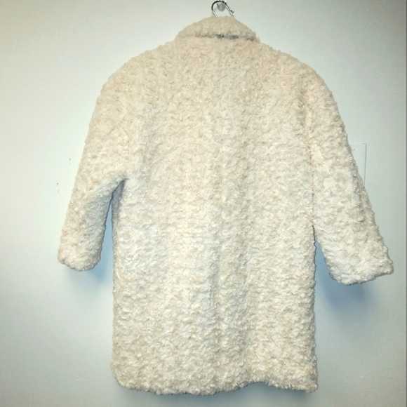 Urban Outfitters Silence + Noise Ivory Faux Fur Fuzzy Cocoon Coat Size XS - Picture 9 of 15